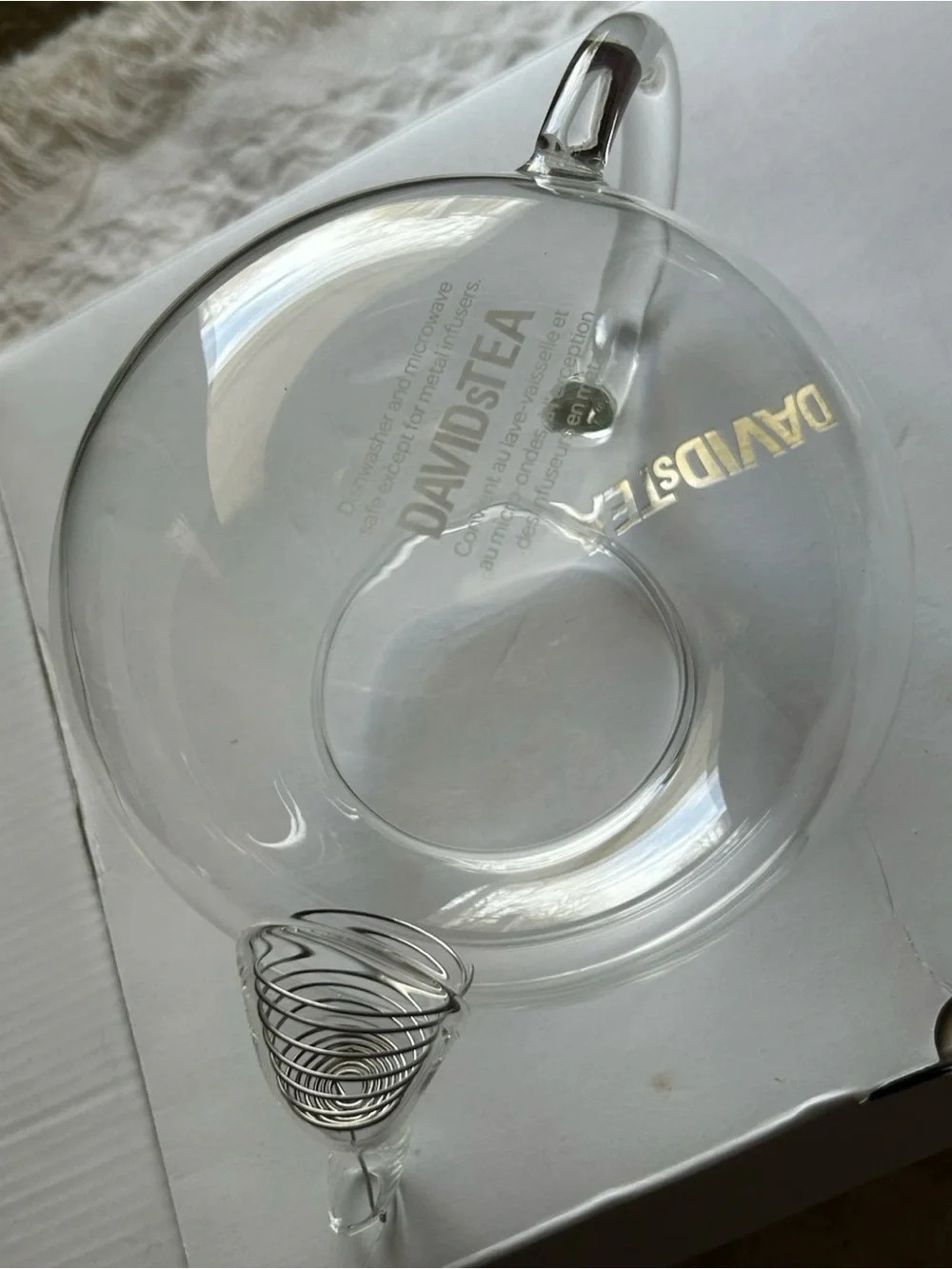 New In Box DAVIDsTea Glass Teapot & Teacup Set